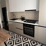 Mareea-parcare Privata Si Balcon-zona Vivo Mall Constanţa