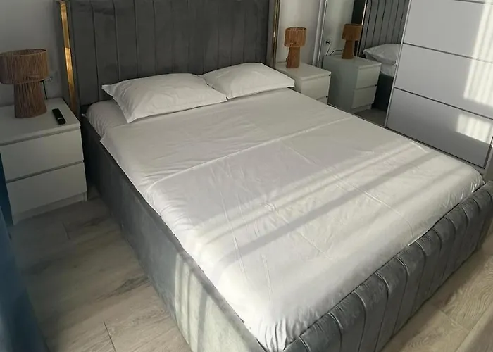 Mareea-parcare Privata Si Balcon-zona Vivo Mall アパート